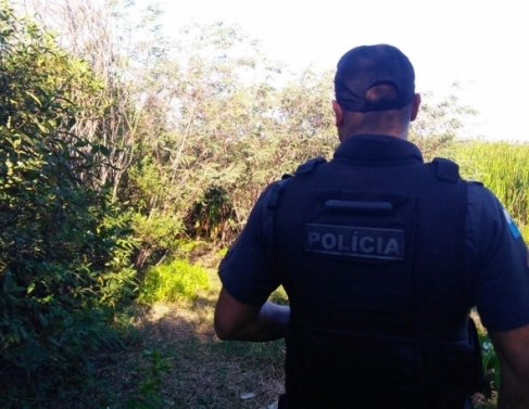 Corpo foi encontrado em local de difcil acesso