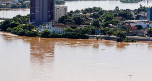 Nível do rio Paraíba do Sul subiu em Campos