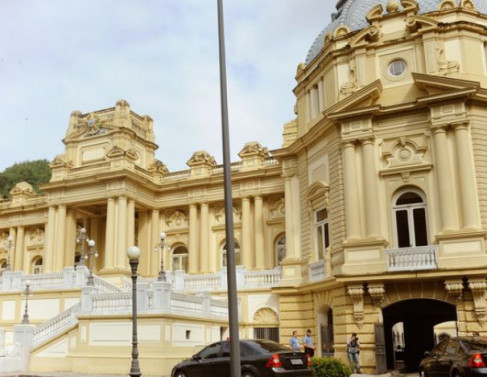 Palácio Guanabara, atualmente Sede do Governo do Estado do Rio de Janeiro.