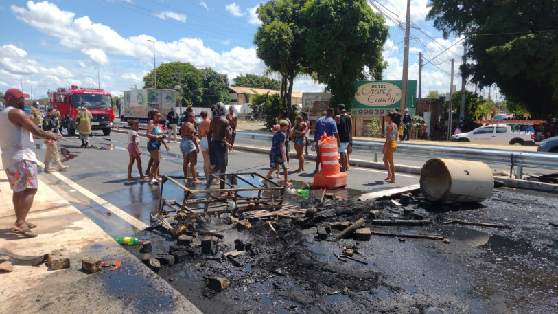 Manifestação na BR 101