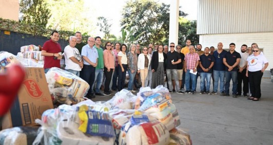 Cestas básicas arrecadadas na Feijoada da Folha são entregues a entidades assistenciais