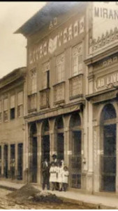 Edmundo Siqueira on LinkedIn: Por que a livraria mais antiga do Brasil está  em Campos? E por que…